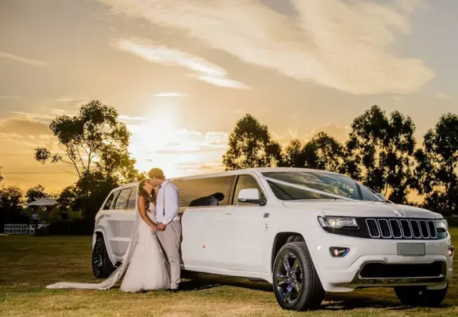 Limousine rental services Limousine rental services